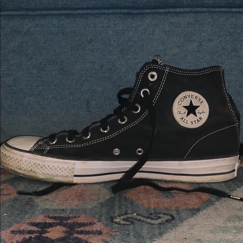Size 11 Converse Cons Suede (skate shoe).